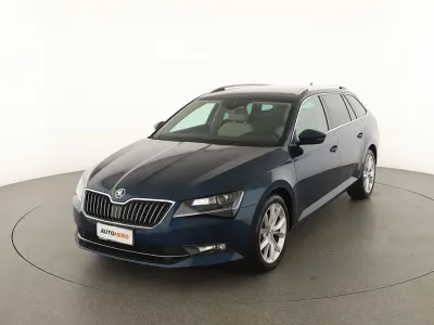 Usata Skoda Superb Style 150 CV (110 kW) 2018 Blu Station wagon