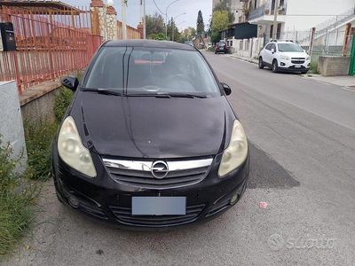 Usata Opel Corsa 60 CV (44 kW) 2008 Nero Utilitaria