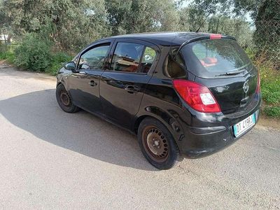 Nero Usata 2009 Opel Corsa Enjoy Berlina | 1500 € (Buon prezzo)