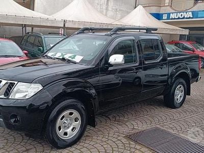 Usata Nissan Navara 144 CV (105 kW) 2014 Nero Pick-up