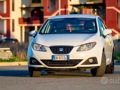 Usata Seat Ibiza 80 CV (58 kW) 2008 Bianco Berlina