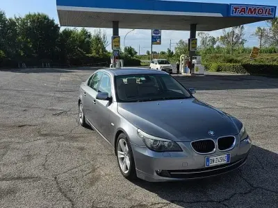 Usata BMW 520 177 CV (130 kW) 2008 Grigio Berlina
