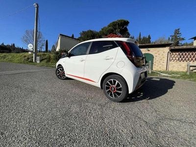 Usata Toyota Aygo 72 CV (52 kW) 2019 Bianco Utilitaria