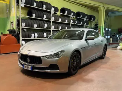 Usata Maserati Ghibli 250 CV (183 kW) 2014 Argento Berlina