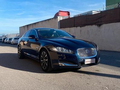 Usata Jaguar XF Premium Luxury 207 CV (152 kW) 2008 Blu Berlina