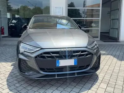 Usata Audi A3 S-Line 150 CV (110 kW) 2024 Grigio Berlina