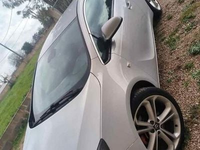 Usata Opel Astra GTC Cosmo 165 CV (121 kW) 2011 Blu Berlina