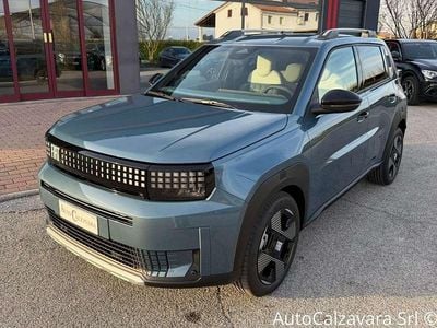 Nuova Fiat Grande Panda La Prima 101 CV (74 kW) 2026 Blu lago Utilitaria