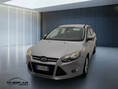 Usata Ford Focus Business Edition 116 CV (85 kW) 2013 Grigio Utilitaria