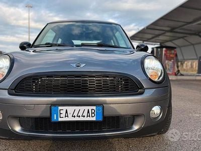 Begagnad Mini ONE 75 HK (55 kW) 2009 Grå Halvkombi