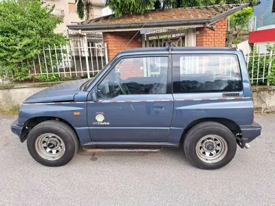 Second-hand Suzuki Vitara 75 CP (55 kW) 1990 Albastru SUV