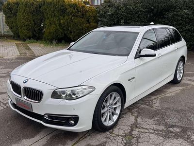 Usata BMW 520 Luxury Line 190 CV (139 kW) 2015 Bianco Station wagon