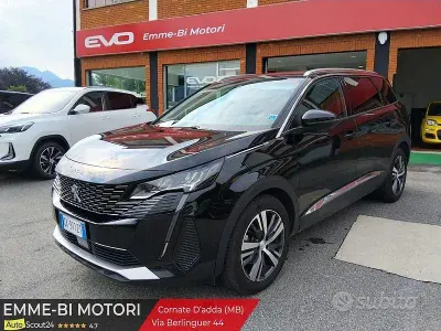 Usata Peugeot 5008 Allure 131 CV (96 kW) 2022 Nero SUV