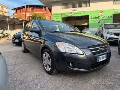 Usata Kia Ceed GT 115 CV (84 kW) 2008 Nero Berlina