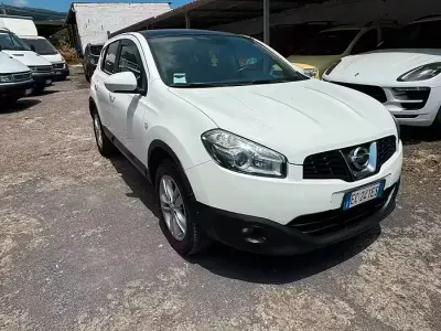 Usata Nissan Qashqai Tekna 106 CV (77 kW) 2010 Bianco SUV