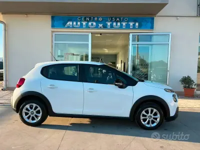 Usata Citroën C3 Feel 102 CV (75 kW) 2021 Bianco Utilitaria