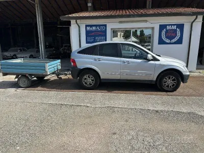 Usata SsangYong Actyon 141 CV (103 kW) 2010 Grigio SUV