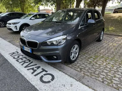 Usata BMW 218 Active Tourer Advantage 150 CV (110 kW) 2017 Grigio Monovolume