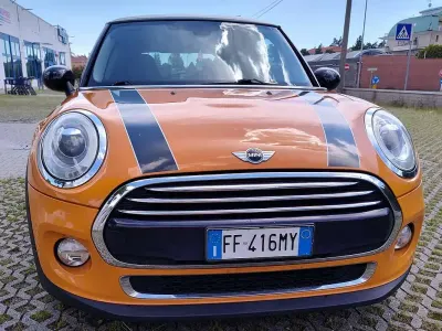 Begagnad Mini Cooper D