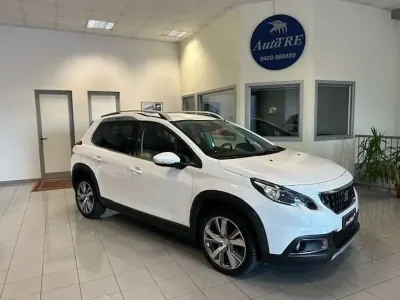 Usata Peugeot 2008 Active 99 CV (72 kW) 2017 Bianco SUV