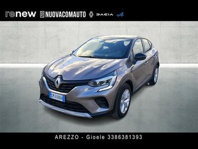 Usata Renault Captur Equilibre 100 CV (73 kW) 2023 Grigio scuro SUV