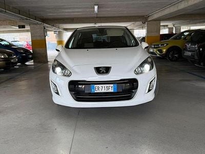 Usata Peugeot 308 112 CV (82 kW) 2013 Bianco Berlina