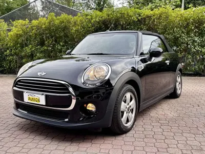 Usata Mini Cooper D Cabriolet 116 CV (85 kW) 2018 Nero Cabrio