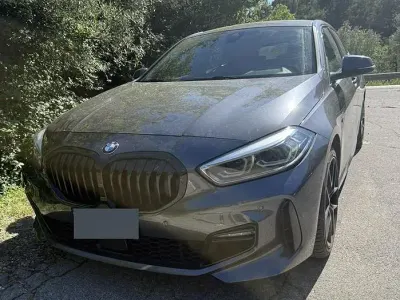 Usata BMW 116 M Sport 116 CV (85 kW) 2020 Grigio Utilitaria