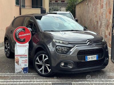 Begagnad Citroën C3 Shine 102 HK (75 kW) 2022 Grå Halvkombi