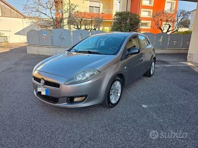Usata Fiat Bravo Emotion 120 CV (88 kW) 2012 Grigio Utilitaria