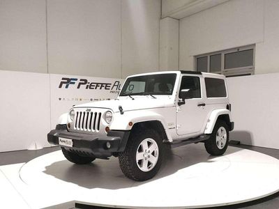 Usado Jeep Wrangler Sahara 200 HP (147 kW) 2013 Branco SUV