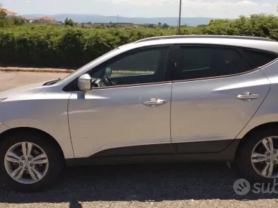 Usata Hyundai ix35 135 CV (99 kW) 2011 Grigio SUV