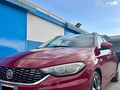 Usata Fiat Tipo Wagon 120 CV (88 kW) 2017 Rosso Station wagon