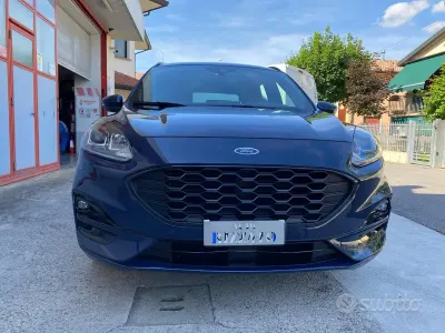 Usata Ford Kuga ST-Line 120 CV (88 kW) 2023 Blu SUV
