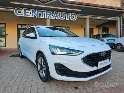 Usata Ford Focus Business Edition 120 CV (88 kW) 2022 Bianco Station wagon