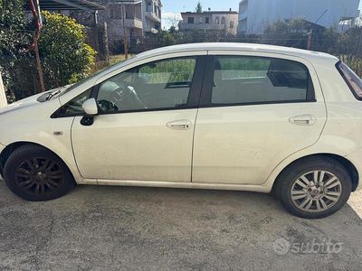 Usata Fiat Punto 2013 Bianco Berlina