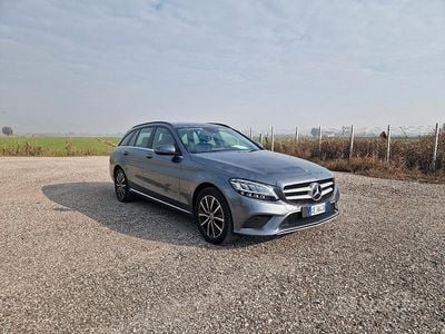 Usata Mercedes C180 Business 122 CV (89 kW) 2021 Grigio Station wagon