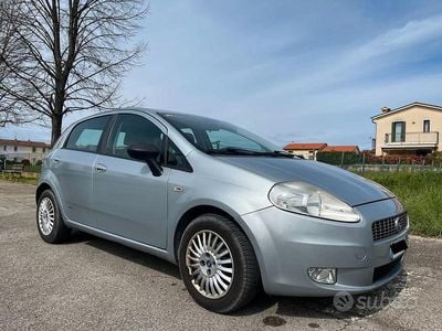 Usata Fiat Grande Punto 2006 Grigio Utilitaria