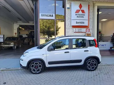 Usata Fiat Panda City Life 69 CV (50 kW) 2021 Bianco Utilitaria