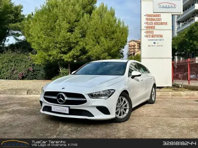 Usata Mercedes CLA180 Business 116 CV (85 kW) 2020 Bianco Berlina