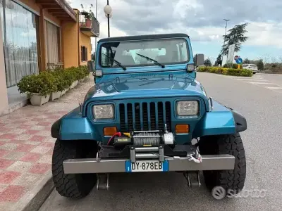 Usata Jeep Wrangler 1987 Blu SUV