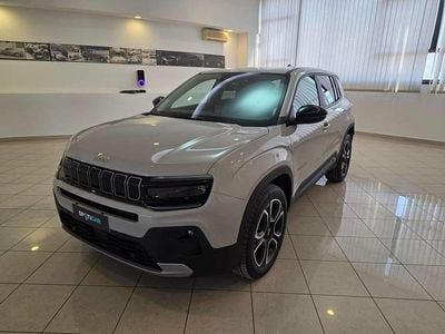 Usado Jeep Avenger Summit 101 CV (74 kW) 2025 Beige SUV
