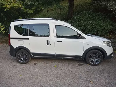 Usata Dacia Dokker Stepway 90 CV (66 kW) 2018 Monovolume
