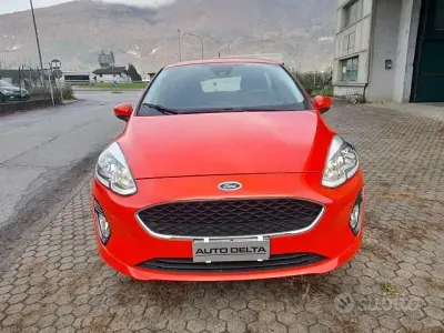 Usata Ford Fiesta Titanium 101 CV (74 kW) 2017 Rosso Utilitaria