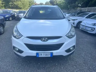 Usata Hyundai ix35 Comfort 135 CV (99 kW) 2012 Bianco SUV