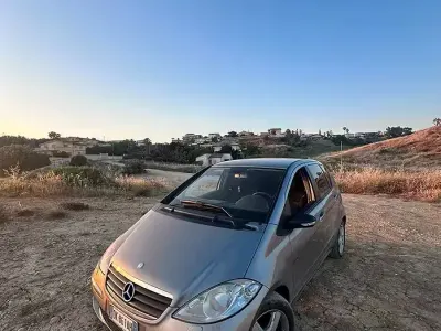 Usata Mercedes A180 109 CV (80 kW) 2007 Grigio Berlina