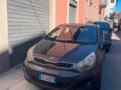 Begagnad Kia Rio