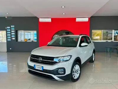 Usata VW T-Cross Style 110 CV (80 kW) 2023 Grigio SUV