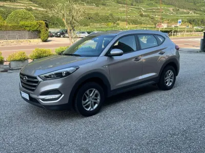 Usata Hyundai Tucson Classic 132 CV (97 kW) 2016 Argento SUV