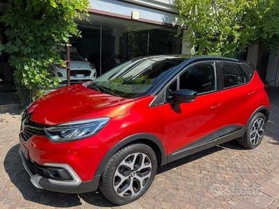 Usata Renault Captur Intens 90 CV (66 kW) 2019 Rosso SUV